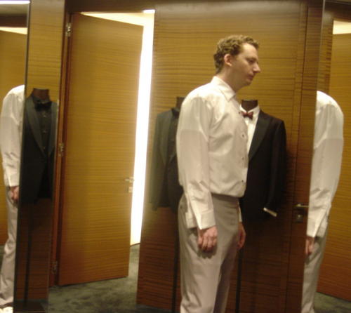 How do I look? How do I look